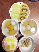 巧手妈妈给双胞胎女儿做早餐 365天每天不同款