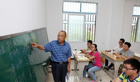 1481851189360844.jpg 16 苏祖才(左一)-1481808989759.jpg