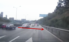 私家车高速路上“玩漂移” 横跨三车道强行并道后急刹