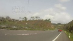 图方便 农用三轮车开上高速路