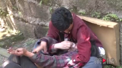 七旬老太爱拾荒 13年堆了一座垃圾场