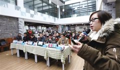 戴VR导航眼镜开车，你想试试吗