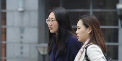 阳光离去阴雨相伴 气温骤降近6℃