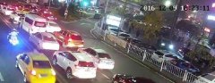​重庆​上演爱心接力 为危重农民工开启绿色生命通道