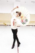 58岁阿姨被误认为少女 办理签证险些被拒