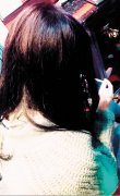 重庆90后妹儿坚持未婚生子成为单亲妈妈 自陈“三宗罪”