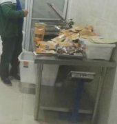 奉节查处一家无证加工牛肉干的小作坊