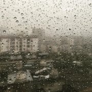 重庆今夜暴雨来袭 局地有阵性大风和冰雹