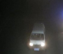 嫌朋友开得撇 男子酒后“上阵”驾车狂飙