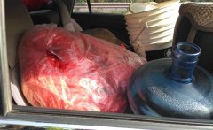 重庆这个司机又是碍面子 搭载亲戚大量物品超载被罚