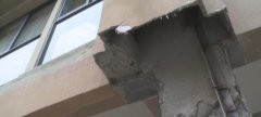 重庆一业主装修新房打掉承重墙 还要把绿地变洗手间