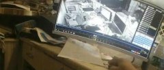 他给父母发信息要跳江 到了江边突然醒悟又跑去网吧
