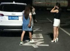 女司机找不到服务区出口 一言不合就逆行