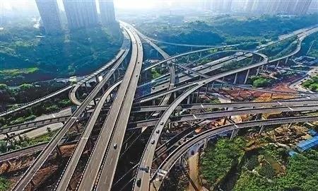 这些魔幻建筑很重庆