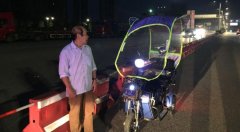 7旬老人骑电瓶车上高速