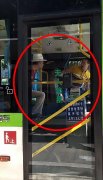 都是太阳惹得祸？大爷公交车上骂完司机打女乘客