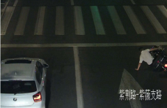 疯狂司机吸毒又醉驾  上演“飞车惊魂记”